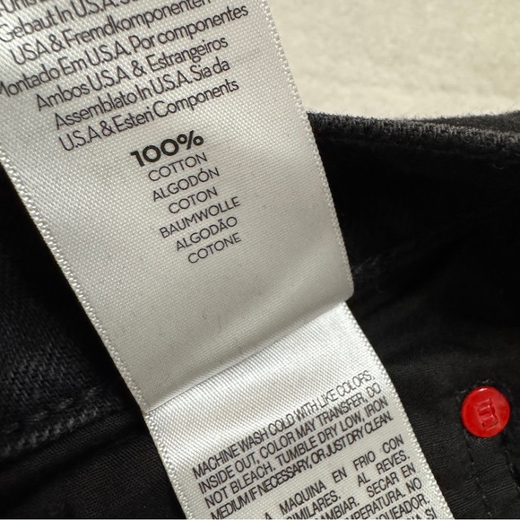 MOTHER SNACKS 26 High Rise Funnel Heel Cuff Jeans in Smacking Good washed black - Picture 10 of 13